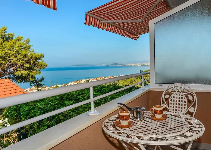 Apartments Intrada