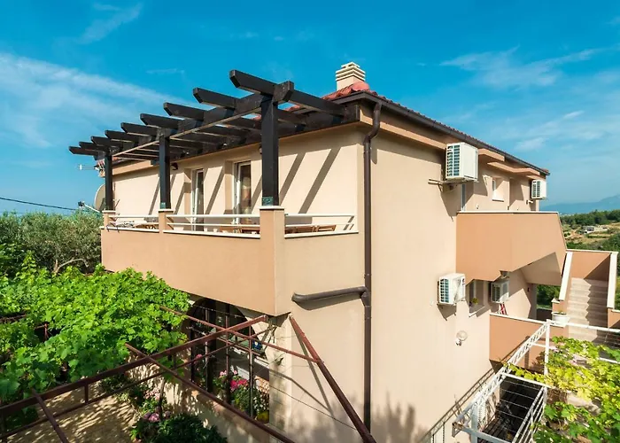 Apartments Intrada